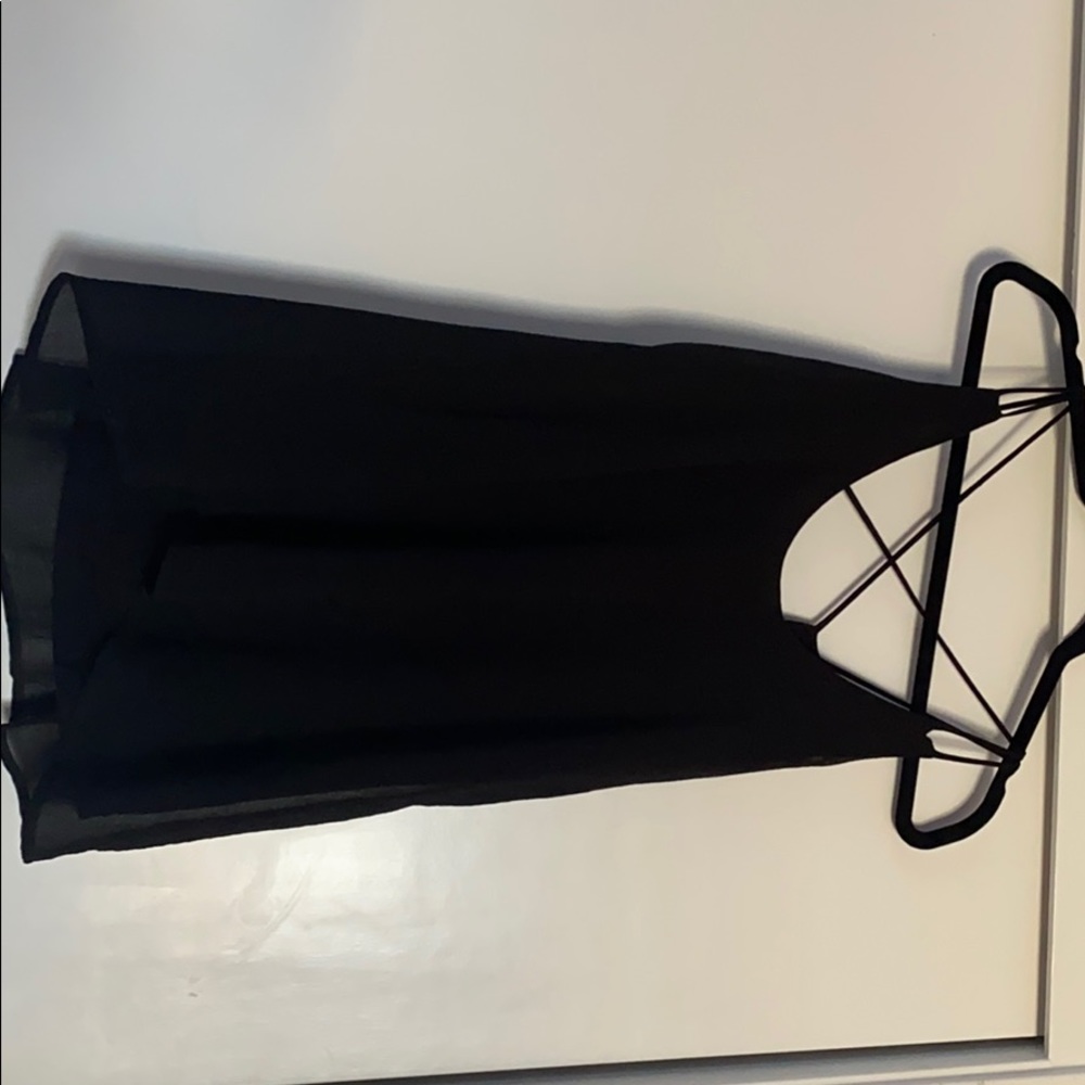 Black flowy cross back shirt